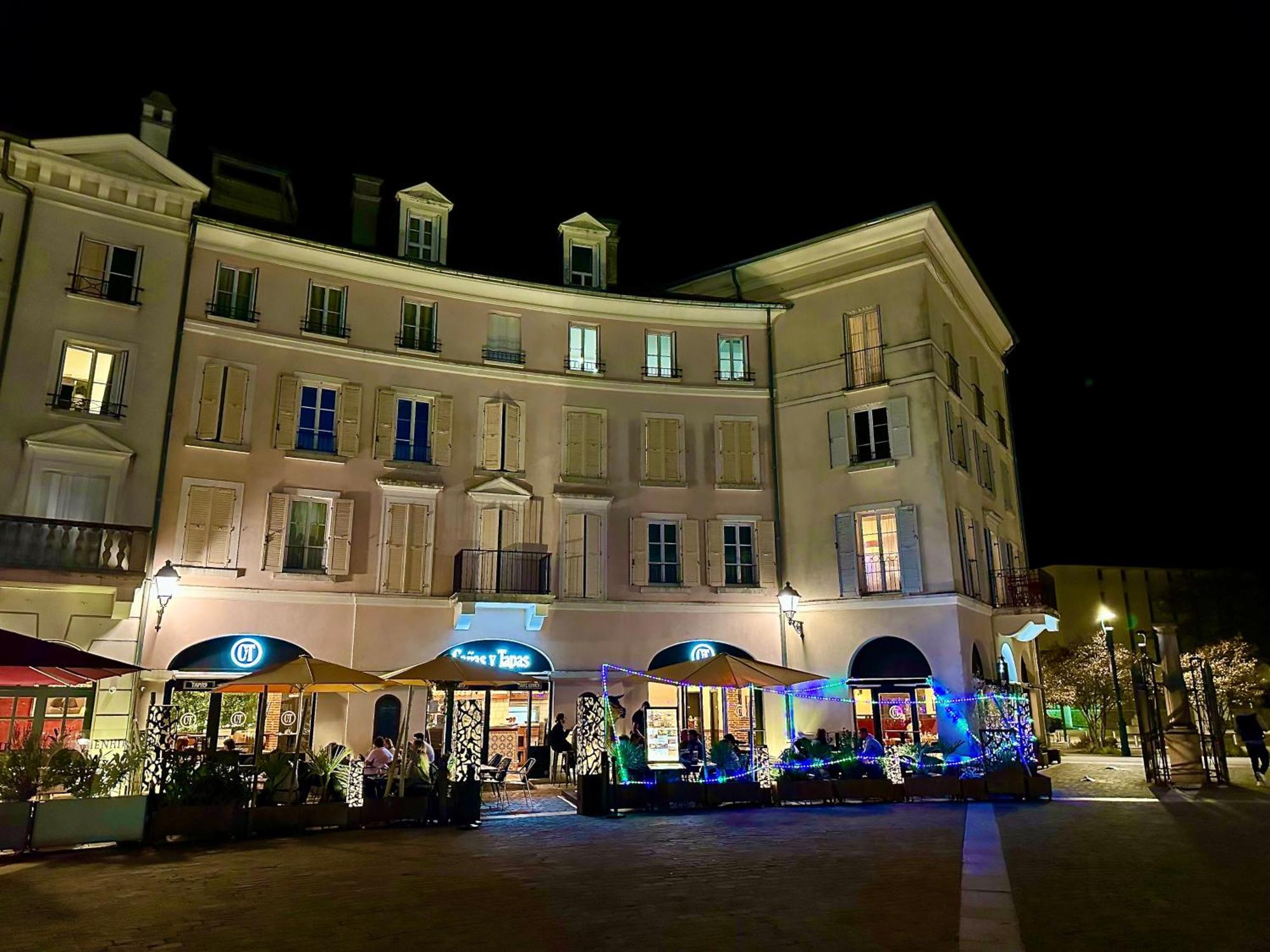 Appt Vue Place De Toscane - 4Min Disneyland-Paris Serris Exteriör bild