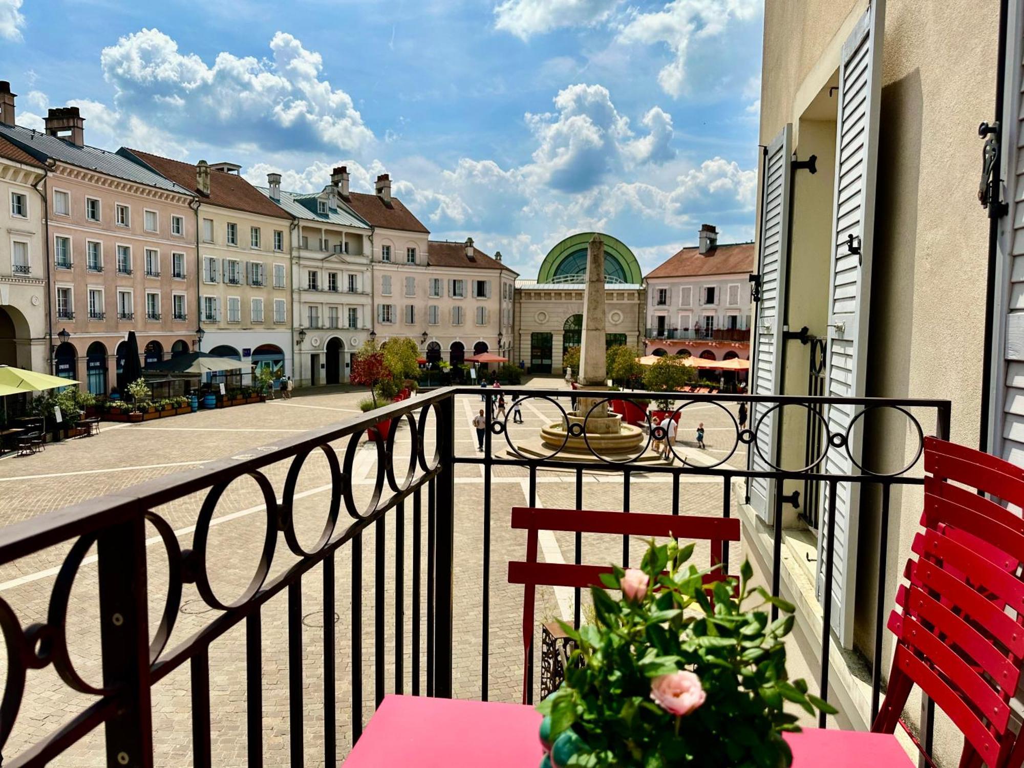 Appt Vue Place De Toscane - 4Min Disneyland-Paris Serris Exteriör bild